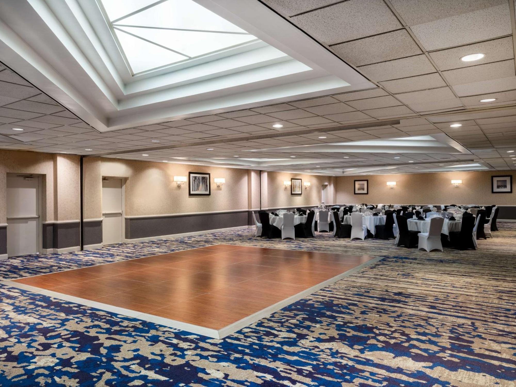 Embassy Suites Baltimore - North/Hunt Valley Eksteriør billede