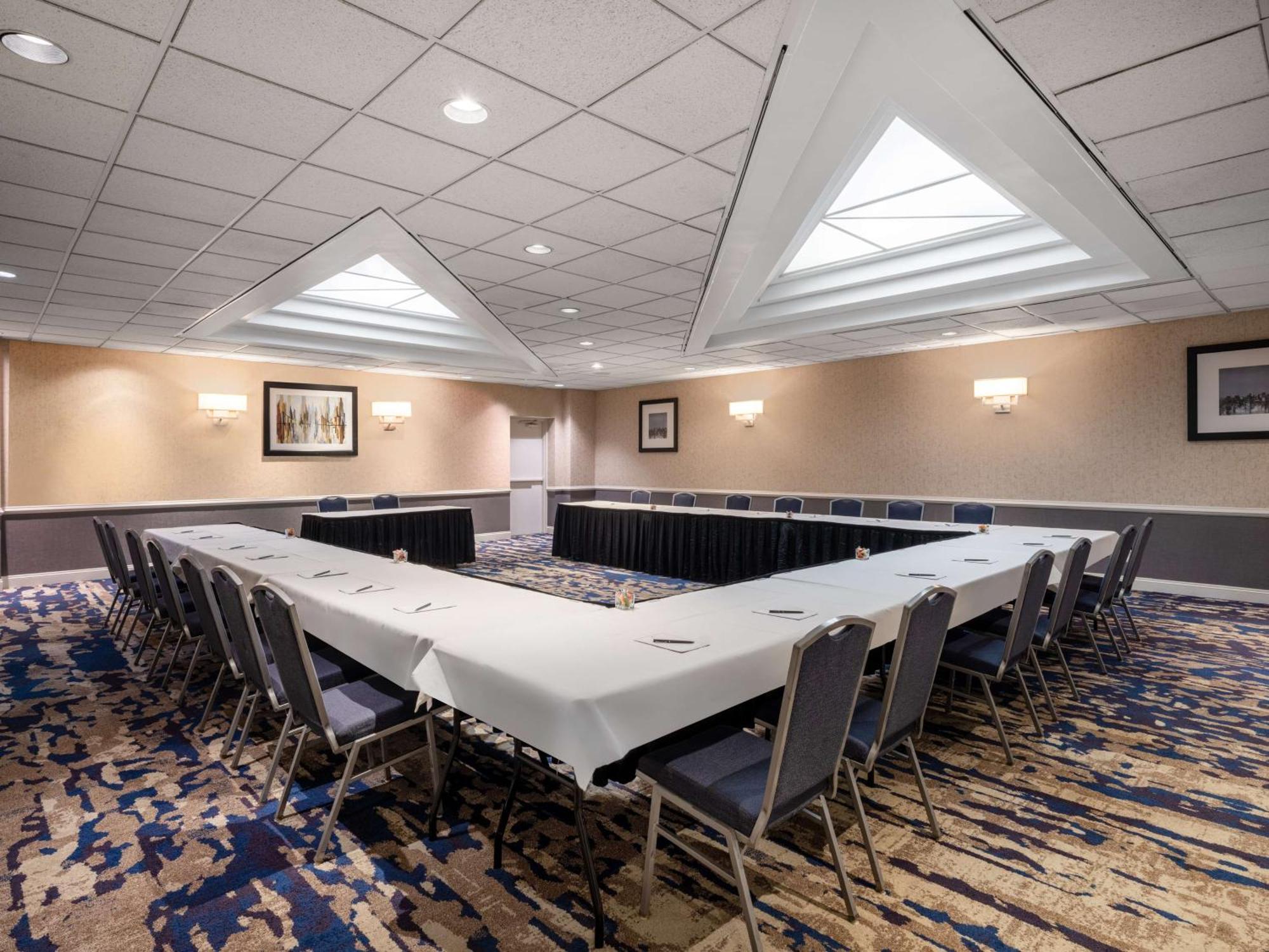 Embassy Suites Baltimore - North/Hunt Valley Eksteriør billede